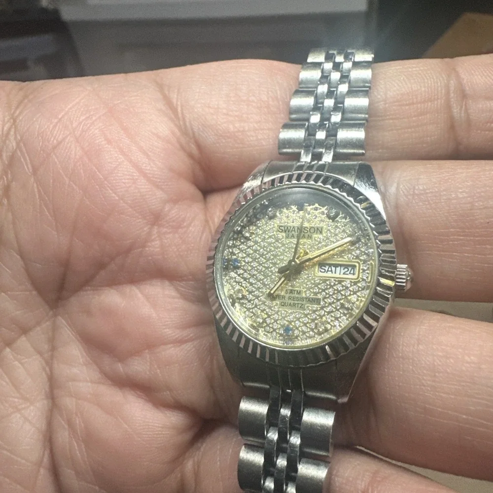 Working SWANSON Miyota Quartz Dainty Womens‎ Watch 26mm Fit 7in New Battery Runs